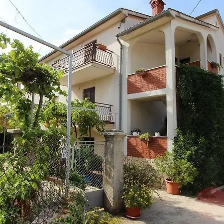 Apartment Near Sea Malinska
