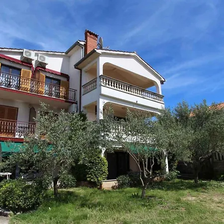 Apartament Near Sea Malinska